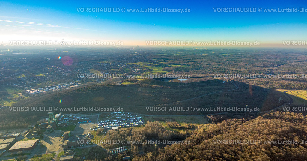 Bottrop230202012 | Luftbild, Halde Haniel, Fernsicht mit Sonnenuntergang und Abendrot, Zeche Schachtanlage Franz Haniel 1/2 mit Förderturm, Fuhlenbrock, Bottrop, Ruhrgebiet, Nordrhein-Westfalen, Deutschland