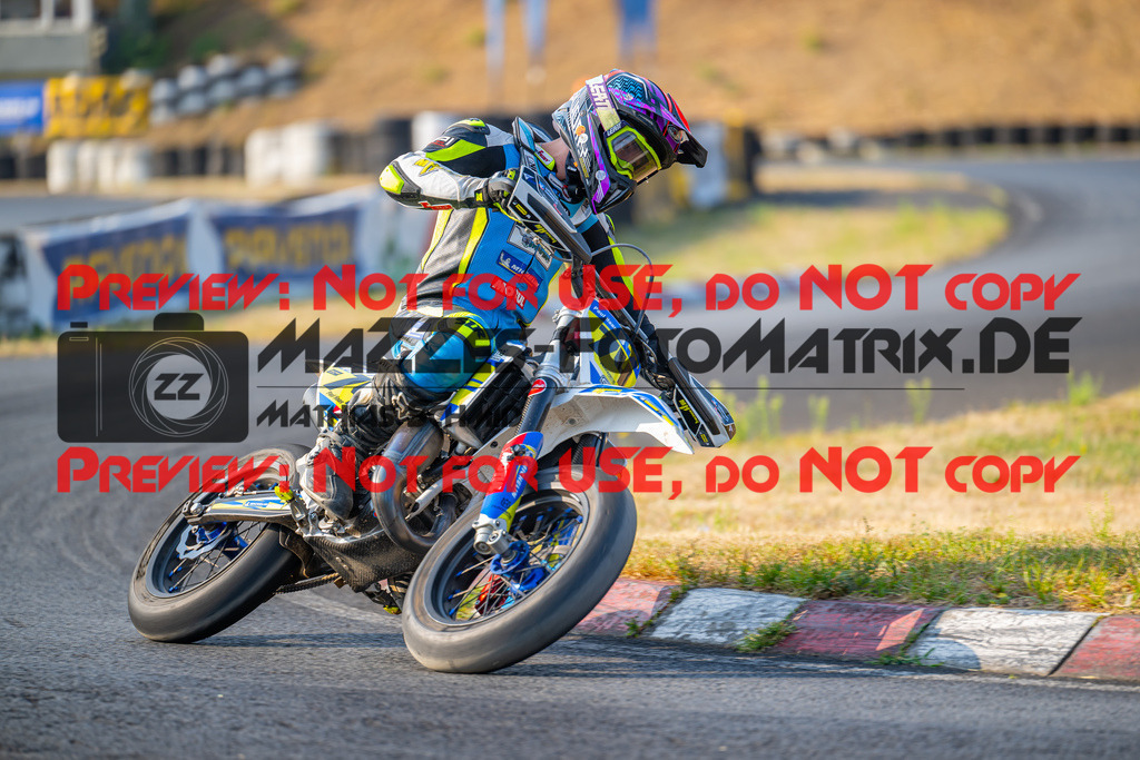 MaZZes-Fotomatrix-20260816-611560 | ROOKIES