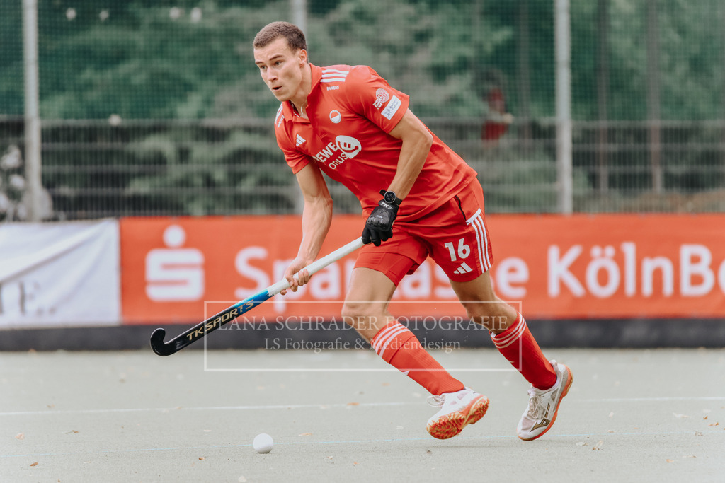 Herren_Bundesliga_02_F_RWK-UHC_21.09.25_Köln (160 von 471) | lanaschraderfotografie - Realisiert mit Pictrs.com