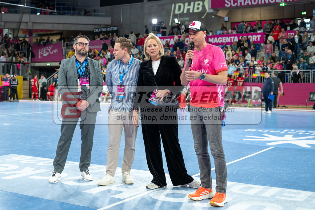 Halle EM Bronze Deutschland - Spanien 5-6 11.1.26 SG-5111 | Hockey,Sport,Fieldhockey,1.Bundesliga,2.Bundesliga,Sportfotografie,Shop,Sportphotography,Feldhockey,Hockeyliga