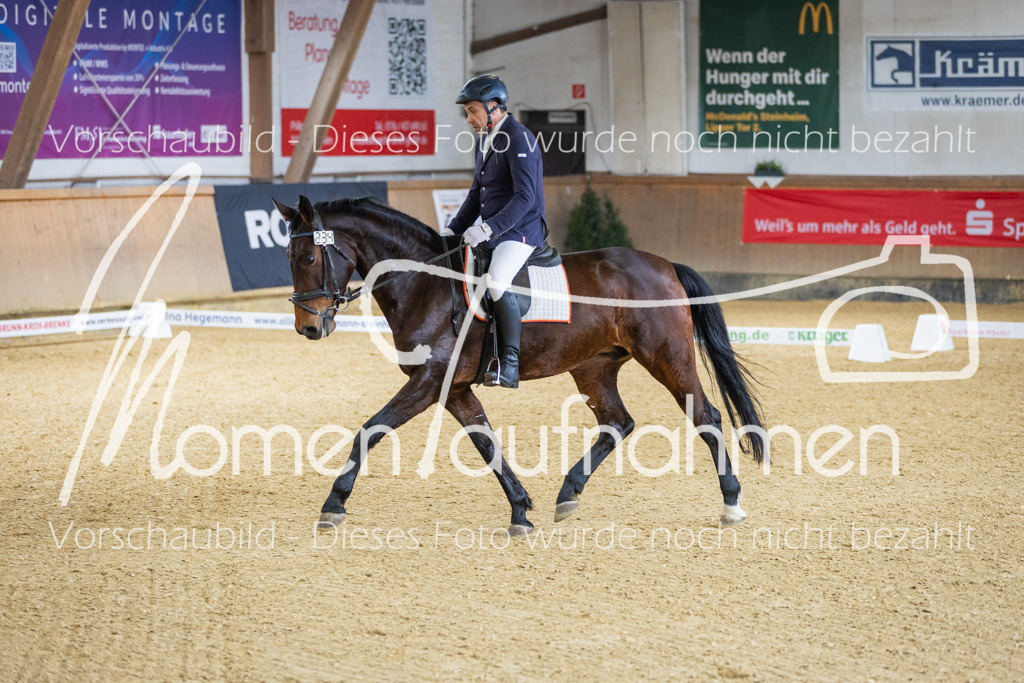 Sth-LPO25-A-Dr-102 | MomenTaufnahmen Pferdesportfotos