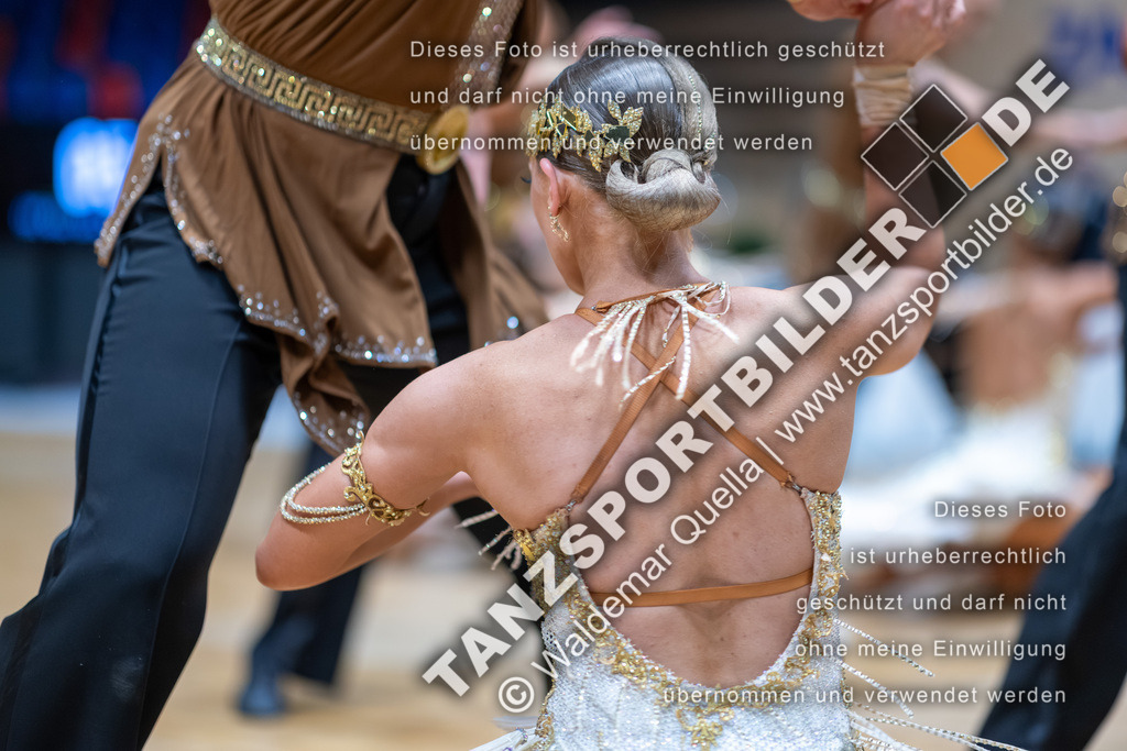 20260328-02189 | Hier finden Sie Tanz Bilder vom Latein und Standard Formationen tanzen. Sportbilder vom Tanzsport. Schöne Fotos und von Weltmeisterschaft, Europameisterschaft, Bundesliga, Regionalliga, Oberliga und Landesliga sowie von GOC Stuttgart, DanceComp, WM Bremen
