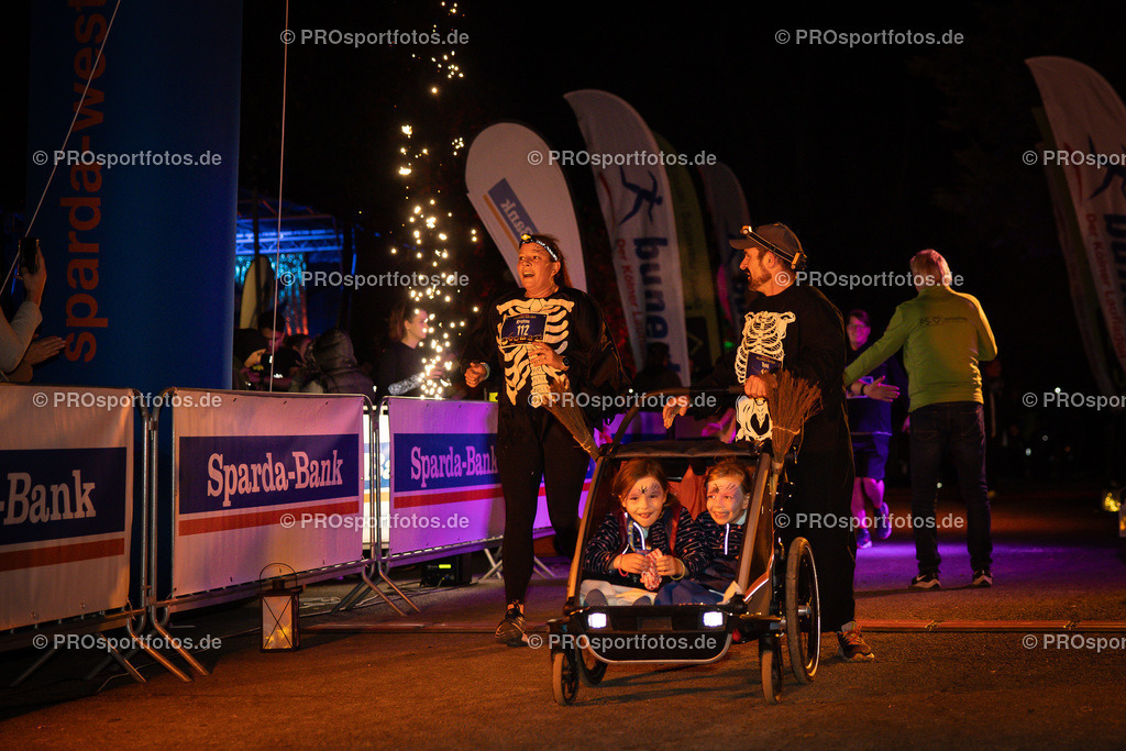 Halloween Run 2024 in Koeln, 31.10.2024 | Impressionen vom Halloween Run 2024 am 31.10.2024 in Koeln (Forstbotanischer Garten Rodenkirchen). Foto: BEAUTIFUL SPORTS/Axel Kohring