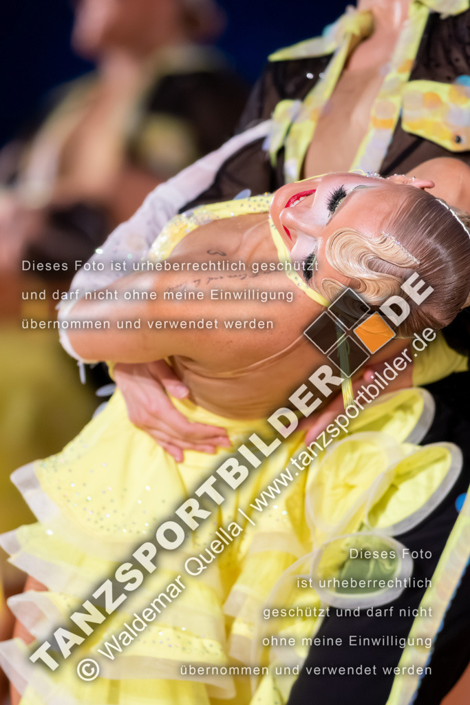20260321-01922 | Hier finden Sie Tanz Bilder vom Latein und Standard Formationen tanzen. Sportbilder vom Tanzsport. Schöne Fotos und von Weltmeisterschaft, Europameisterschaft, Bundesliga, Regionalliga, Oberliga und Landesliga sowie von GOC Stuttgart, DanceComp, WM Bremen