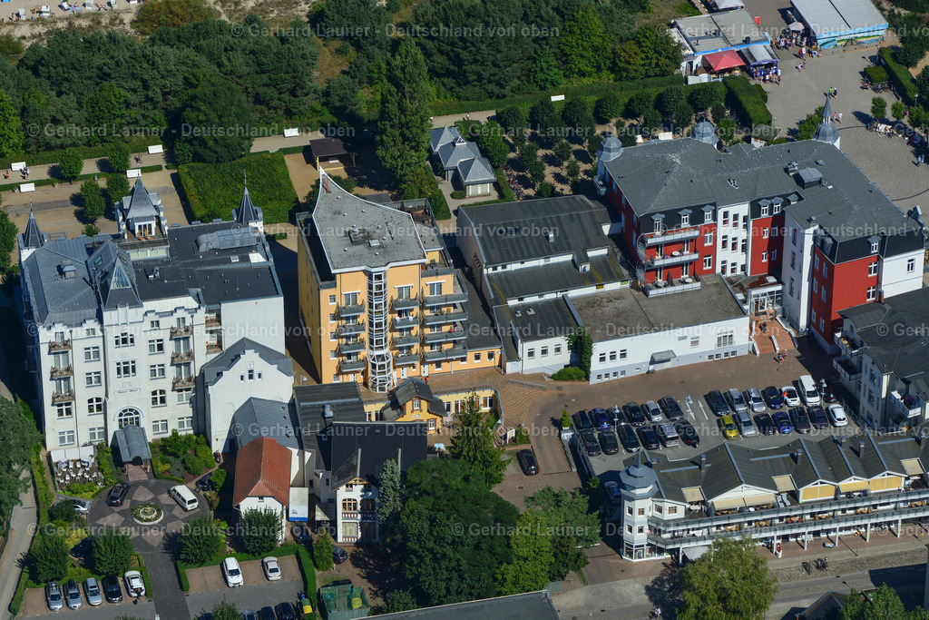 3637702 | ZINNOWITZ 25.08.2016 Gebäudekomplex der Hotelanlagen an der Dünenstraße in Zinnowitz auf der Insel Usedom im Bundesland Mecklenburg-Vorpommern, Deutschland. Weiterführende Informationen bei: "schöner inseln!" Zinnotel Hotels und Ferienwohnungen GmbH,  USEDOM-PALACE Hotel. // Complex of the hotel buildings on street Duenenstrasse in Zinnowitz on the island of Usedom in the state Mecklenburg - Western Pomerania, Germany. Further information at: "schoener inseln!" Zinnotel Hotels und Ferienwohnungen GmbH,  USEDOM-PALACE Hotel. Foto: Gerhard Launer