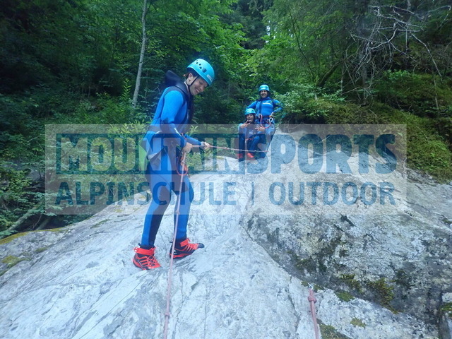 P1040045 | Bestelle die Bilder deines Berg- oder Wasser-Abenteuers mit Mountain Sports bequem von zu Hause aus direkt über unseren Online Fotoshop von pictrs.com. - Realisiert mit Pictrs.com