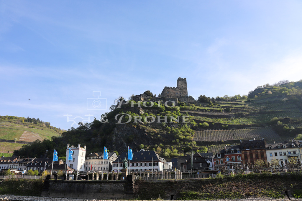 Burg Gutenfels-7839 | Ein schönes und beliebtes Fotomotiv am Mittelrhein ist die Burg Gutenfels oberhalb von Kaub am Rhein.  - Realisiert mit Pictrs.com
