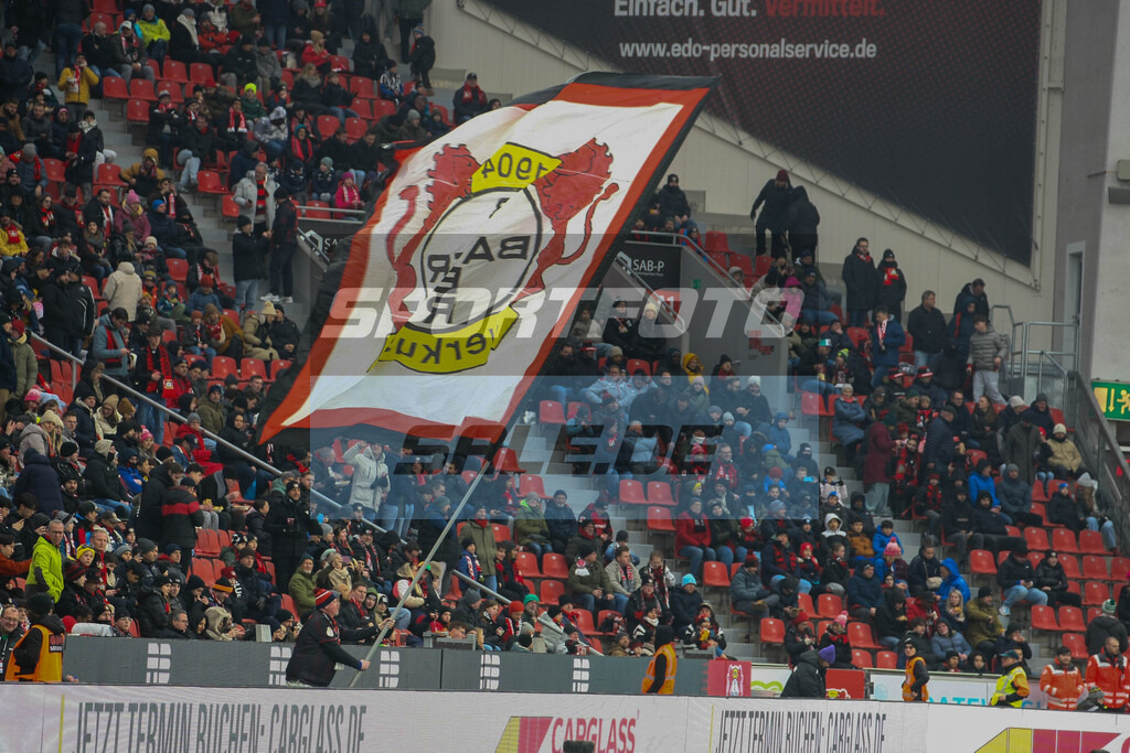 Bayer Leverkusen Saison 25/26 - © Sportfoto-Sale (MK) | Bayer Leverkusen Saison 25/26 - © Sportfoto-Sale (MK) - Realisiert mit Pictrs.com
