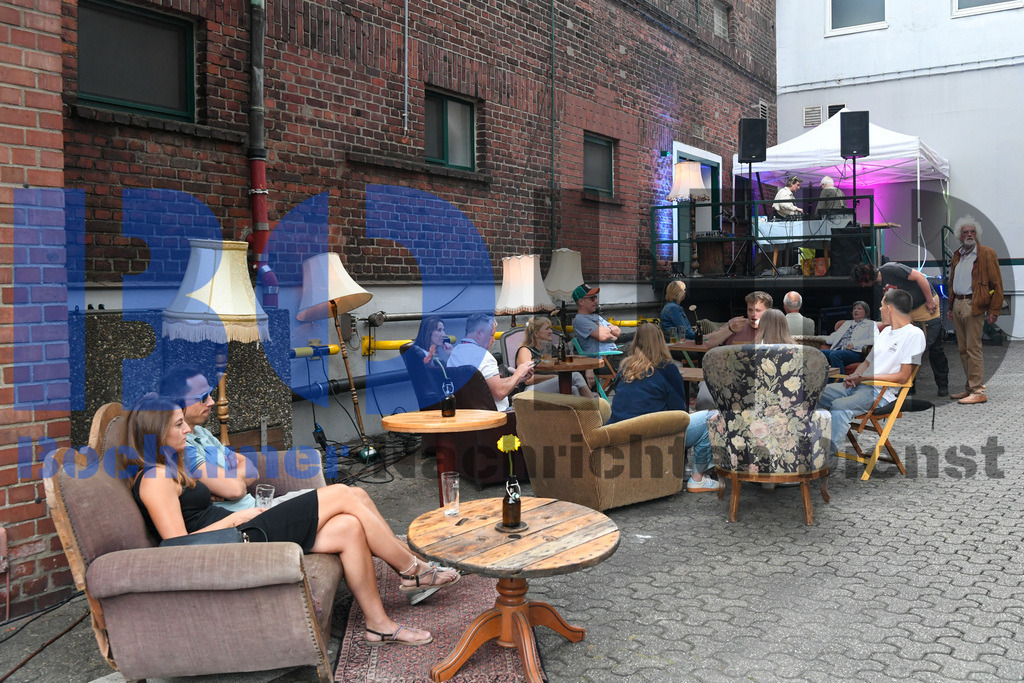 CSC_MOFBHF20250712-22 | bond - Realisiert mit Pictrs.com