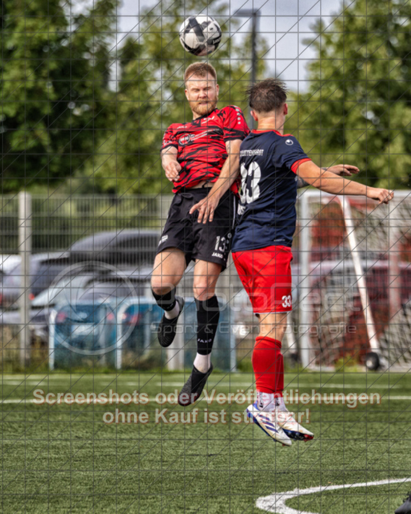 20250726_180015_0083-Bearbeitet-2 | #,TSV Bad Boll (rot/schwarz) vs. TSVGG Plattenhardt (blau/rot), Fussball, DB-Regio-WFW-Pokal - wfv, 1.Runde, Saison 2025/2026, Kunstrasenplatz, Erlengarten 37, 73087 Bad Boll, 26.07.2025 - 17:30 Uhr,Foto: PhotoPeet-Sportfotografie/Peter Harich