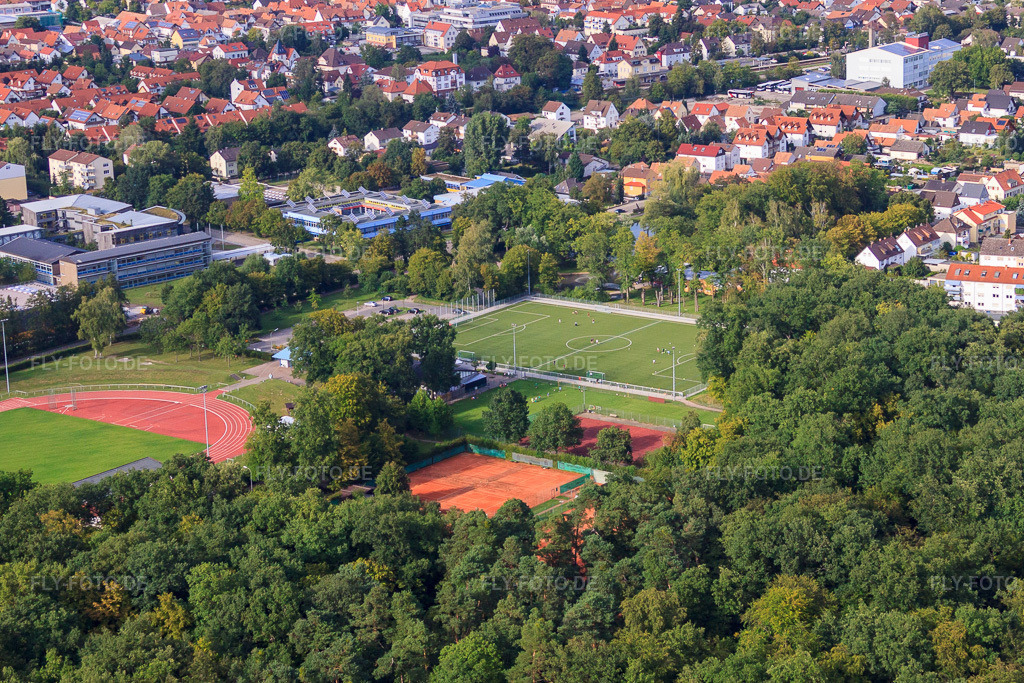 Luftbild: Bienwaldstadion in Kandel im Bundesland Rheinland-Pfalz in Deutschland. Foto: IMG_44012.jpg vom 17.08.2011 durch Werner Riehm/FLY-FOTO.de
