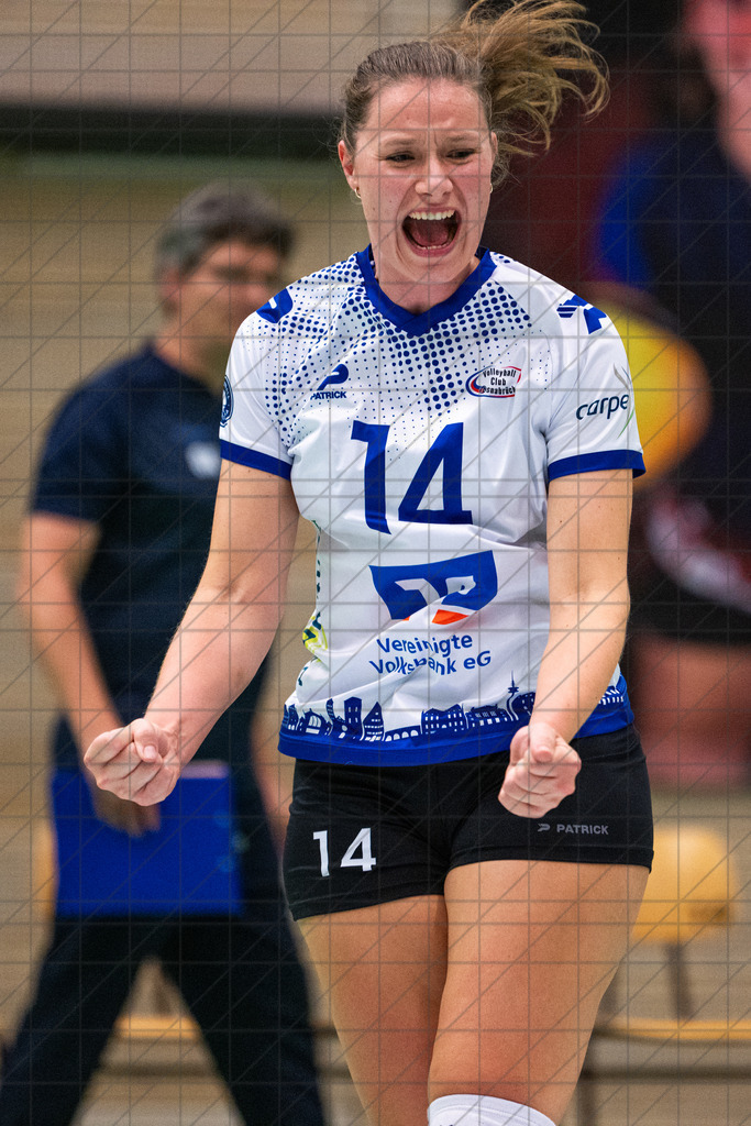 2. VBLF Nord 25/26 | Spiel 4017 | VC Osnabrück vs. Potsdam II | KOOP Maria (VC Osnabrück e.V. #14) //  25.10.25: 2. VBLF Nord 25/26 | Spiel 4017 | VC Osnabrück vs. Potsdam II / Osnabrück / Deutschland  //   CREDIT:www.bullenfotos.de, Martin König, Hörner Weg 40, D-49078 Osnabrück, +4917663732967 // Nutzung und Weitergabe nur zu den vereinbarten Zwecken. Presseanfragen an Ersteller. Alle Rechte beim Ersteller. Honorierung nach MFM. - Realisiert mit Pictrs.com
