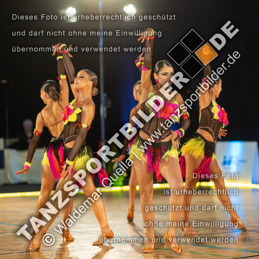 20260322-10739 | Hier finden Sie Tanz Bilder vom Latein und Standard Formationen tanzen. Sportbilder vom Tanzsport. Schöne Fotos und von Weltmeisterschaft, Europameisterschaft, Bundesliga, Regionalliga, Oberliga und Landesliga sowie von GOC Stuttgart, DanceComp, WM Bremen