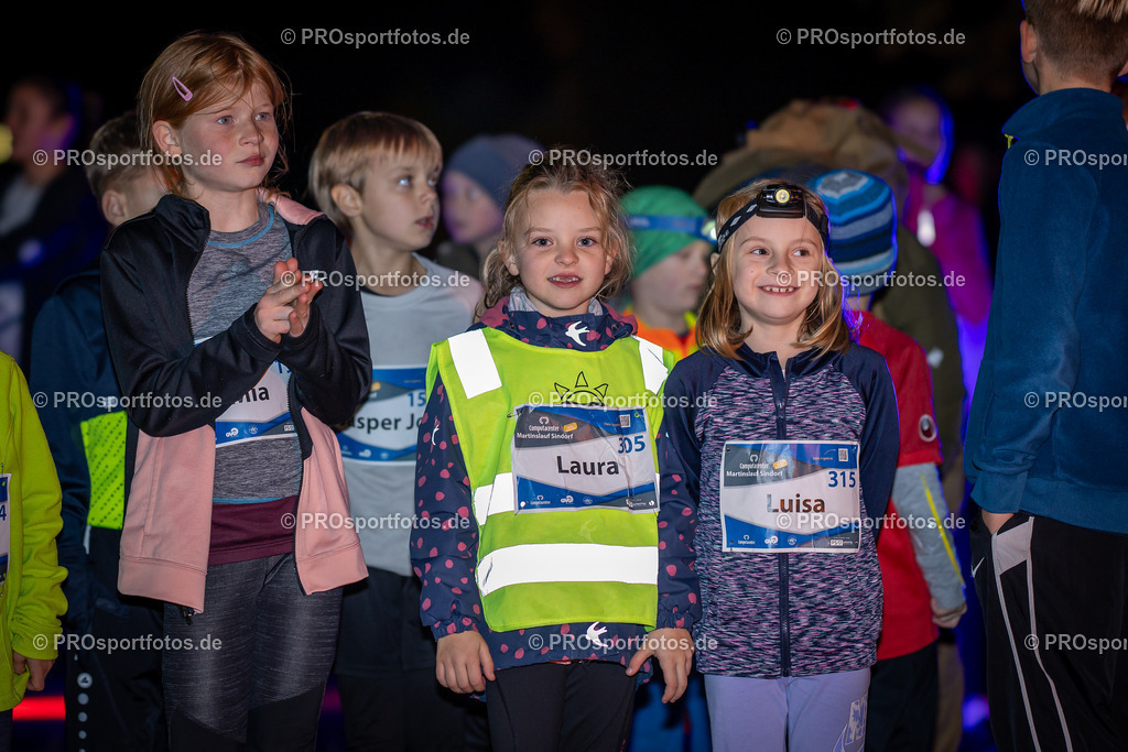 Martinslauf Sindorf 2023 in Kerpen-Sindorf, 09.11.2023 | Impressionen vom Martinslauf Sindorf 2023 am 09.11.2023 in Kerpen-Sindorf (Nordrhein-Westfalen).
