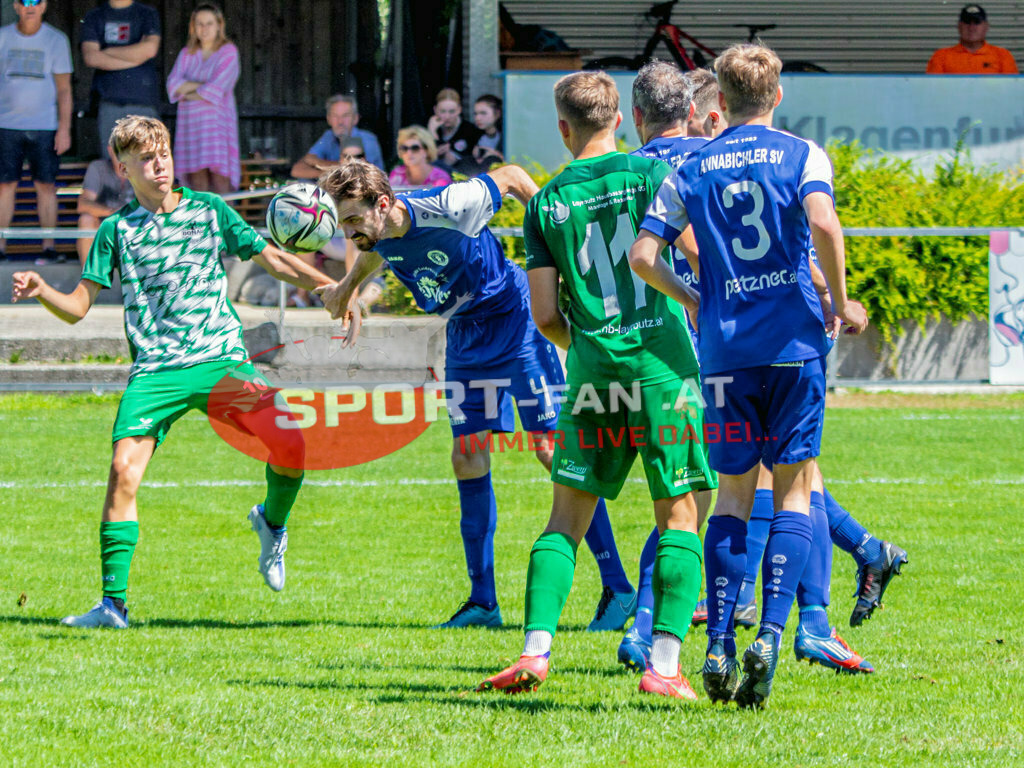ASV Klagenfurt - Donau Klagenfurt | Maximilian Trappitsch (SV Donau Klagenfurt #10) Daniel Kolbitsch (ASV Klagenfurt #4) Izidor Kamsek (SV Donau Klagenfurt #11) Felix Marko (ASV Klagenfurt #3) Christian Prawda (ASV Klagenfurt #22) ; ASV Klagenfurt - Donau Klagenfurt am 31.07.2022 in Klagenfurt
(ASV Platz Annabichl), AUSTRIA, (Photo by Ernst Krawagner sport-fan.at) - Realisiert mit Pictrs.com