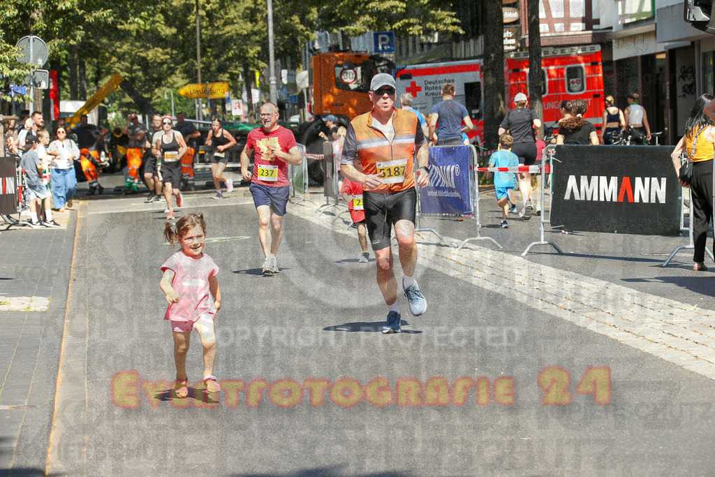 250621_1048_EX1_2643 | Sportfotografie im Rhein-Sieg Kreis, Köln, Bonn, NRW, Rheinland Pfalz, Hessen, etc. Unser Tätigkeitsfeld umfasst den Laufsport vom Volkslauf über den Marathon, Duathlon, Triathon bis zum Ultralauf wie Kölnpfad Ultra oder Schindertrail.