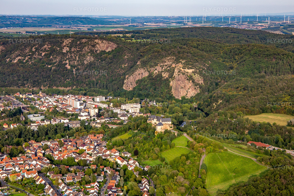 Luftbild: Ortsansicht von Westen im Ortsteil Ebernburg in Bad Kreuznach im Bundesland Rheinland-Pfalz in Deutschland. Foto: IMG_138249.jpg vom 03.09.2023 durch Werner Riehm/FLY-FOTO.de