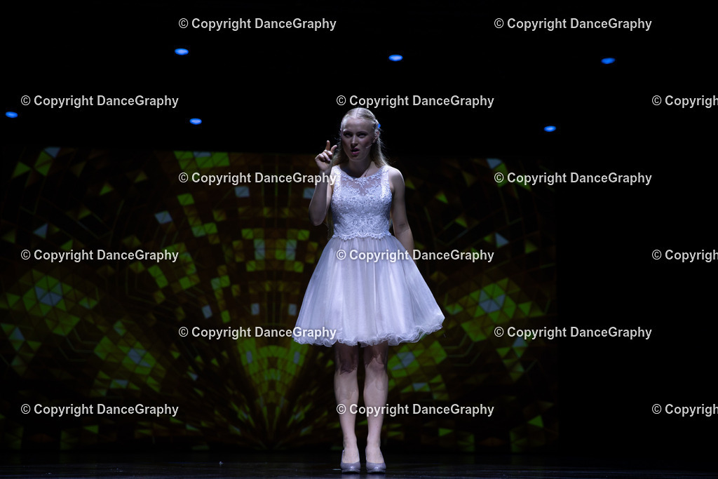 GPHY5895 | DanceGraphy - Realisiert mit Pictrs.com