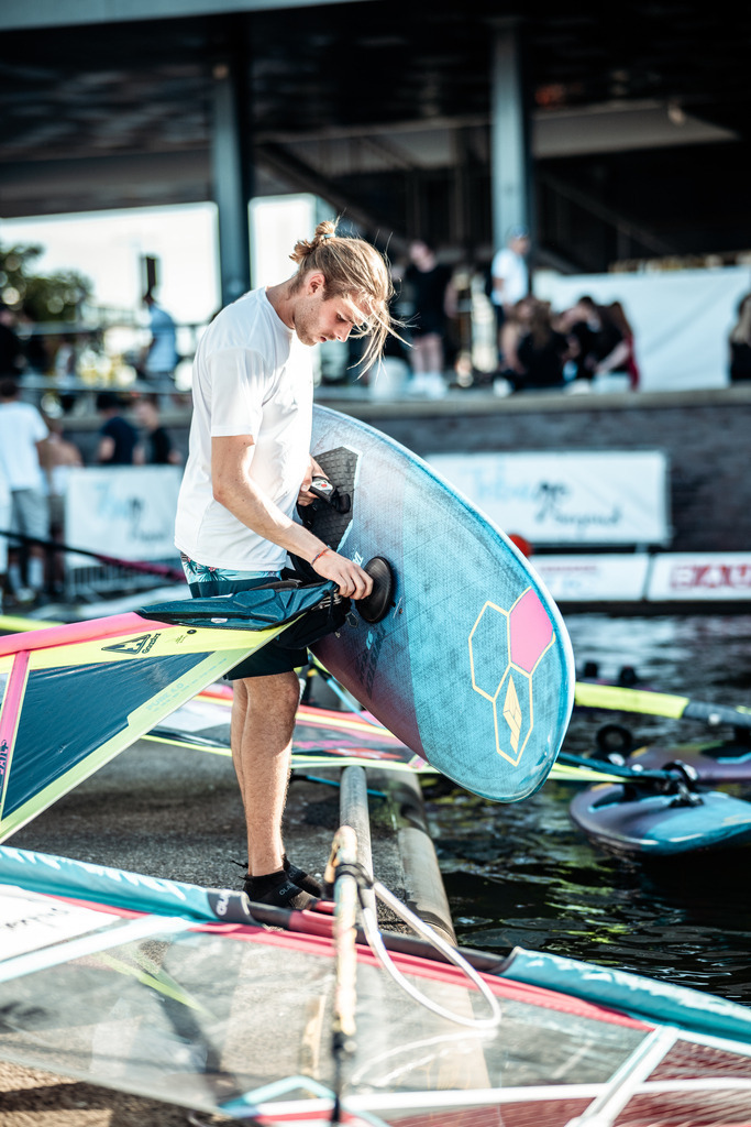Kieler WOCHE Tow In Windsurf - @danielpankoke dpmedia (34 von 158) | dp-photography - Realisiert mit Pictrs.com