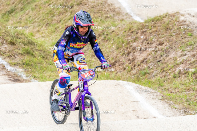 BayBMX2026-05500 | Fotogalerie von Thomas Dettweiler mit Eventbildern und lizenzfreien Fotos. Perfekt als Wandbild, für Büro, Website oder private Nutzung. - Realisiert mit Pictrs.com