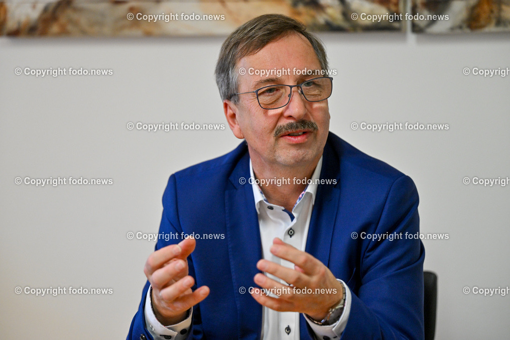 Ernst Wiesinger_ Spartenobmann Handel WKO Ooe_ 12.12.2023_-22 | 12.12.2023, Linz, AUT, Wirtschaftskammer Oberoesterreich, WKO, Handel, im Bild Ernst Wiesinger (Spartenobmann Handel WKO Ooe)