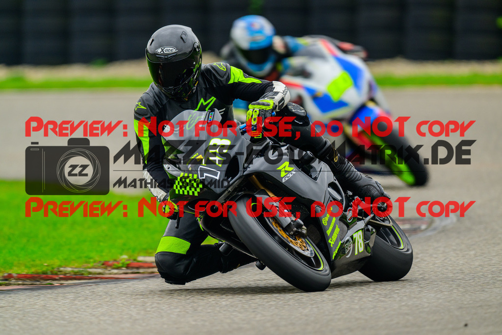 MaZZes_Fotomatrix_20241003_6007705_4148 | GELB