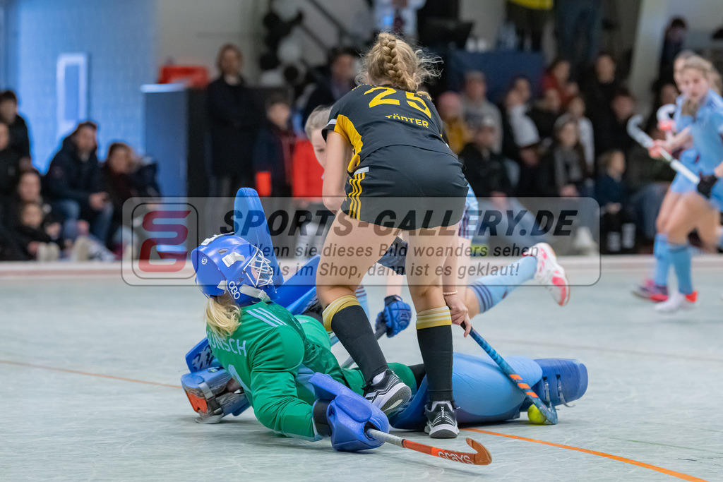 HK_20230226_104919 | Deutsche Meisterschaft WU16 Spiel 1. Halbfinale Havestehuder THC - UHC Hamburg am 26.2.2023 DSC 99, Düsseldorf ,