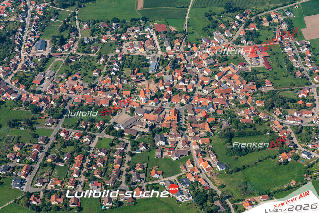 aktuelles Luftbild von  Flachslanden - Luftaufnahme wurde 2019 von https://frankenair.de mittels Flugzeug (keine Drohne) erstellt.
