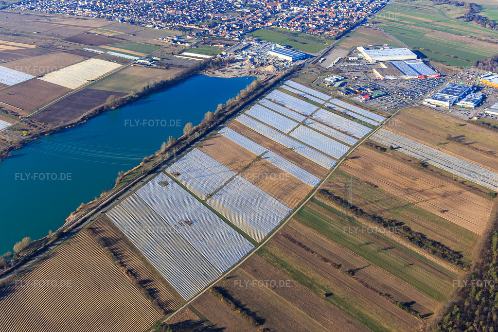 Luftbild: Betonsee mit Betonwerk Fehr Technologies im Ortsteil Wiesental in Waghäusel im Bundesland Baden-Württemberg in Deutschland. – Foto: IMG_097315.jpg vom 10.03.2017 durch Werner Riehm/FLY-FOTO.de – Auflösung des Originals: 5472 x 3648 px – Hersteller von Betonfertigteile und Faserbeton - FEHR Group