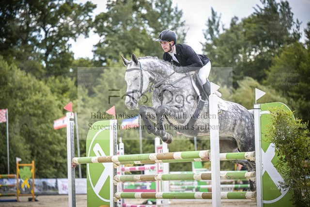 DOS_9612 | Entdecke hochwertige Reitturnierfotos von Foto Oger. Professionell, emotional und authentisch – jetzt Lieblingsmomente im Shop bestellen. - Realized with Pictrs.com