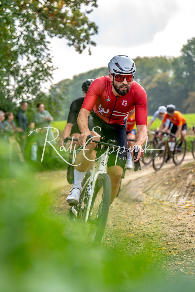 Ralf Eppink Photography 20251012_DSC03456 | Sportfotografie, Eventfotografie, Porträtfotografie, Radsport Fotograf, Triathlon Fotograf, Düsseldorf Fotograf, Köln Fotograf, Actionfotografie, Teamfotografie, Peoplefotografie, Business Portraits, Veranstaltungsfotografie, Reportagefotografie - Realisiert mit Pictrs.com