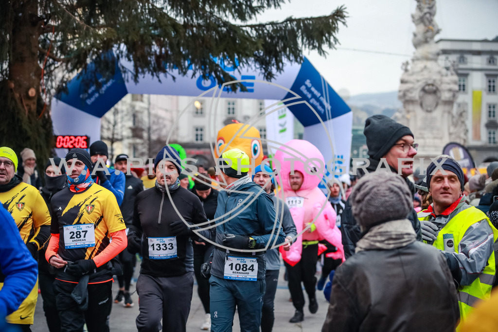 SILVESTERLAUF LINZ 25 | Linz, AUSTRIA, 31. Dezember 25, TRIRUN SILVESTERLAUF LINZ 25 , Image shows: 
Photo: WAPICS / BINDER Manuel