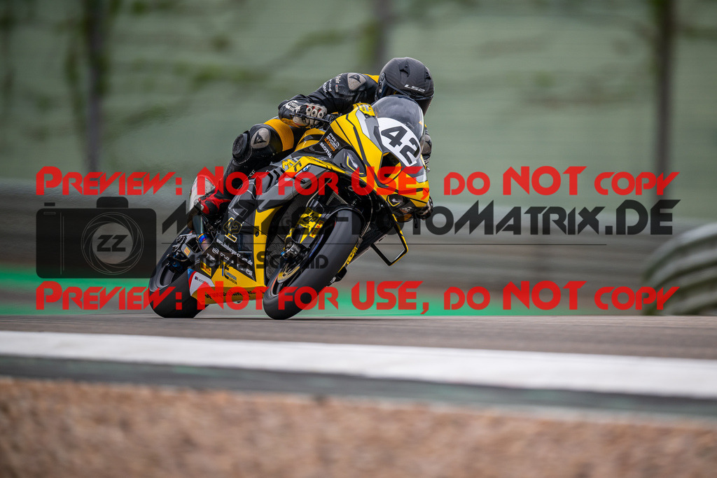 MaZZes_FotoMatrix_240503_6007705_3787 | STK1000