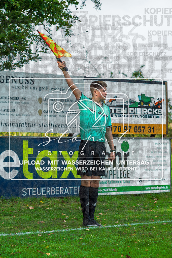 260920-FGFS-SVN-0057 | Brooklyn Magana (Schiedsrichterassistent);Kreisliga Herren HK - FG Fulde-Stellichte vs. SVN Buchholz am 20.09.2026 in Zentralstadion, Fulde - Realisiert mit Pictrs.com