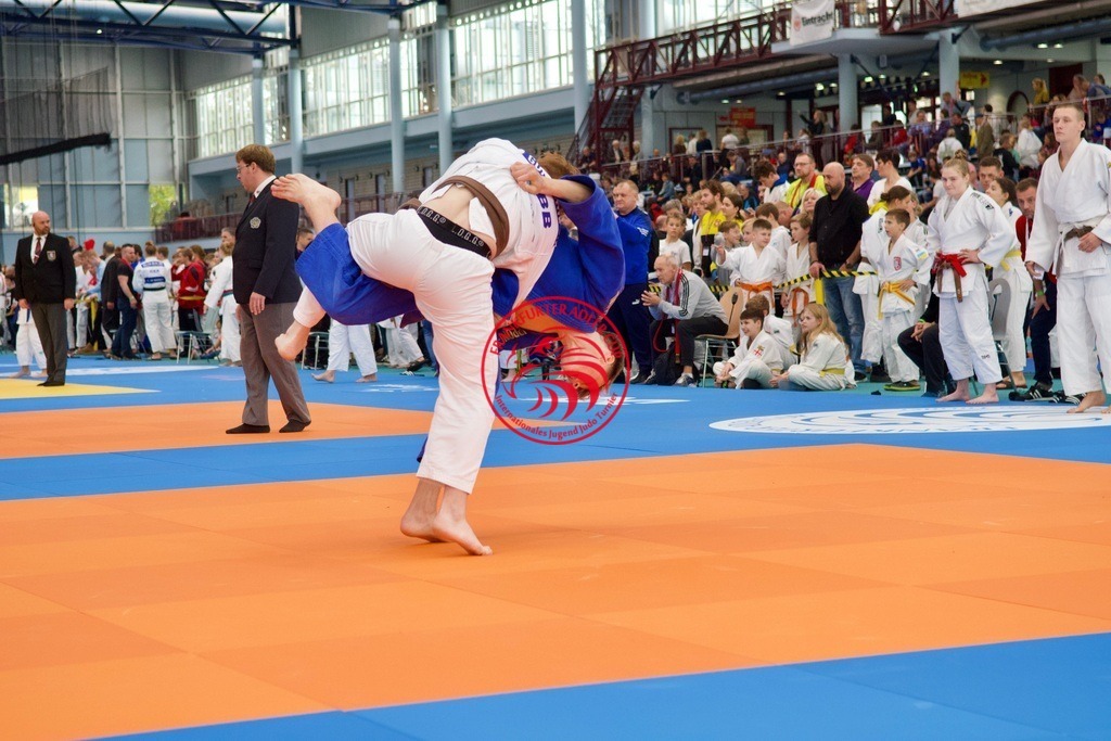 RAS_7841 | Fotos vom Adler Cup - Pictures from Adler Cup

Hier findet Ihr alle Eindrücke und großen Momente der Adler Cup Wochenenden. Here you will find all impressions and great moments of the Adler Cup weekends. - Realisiert mit Pictrs.com