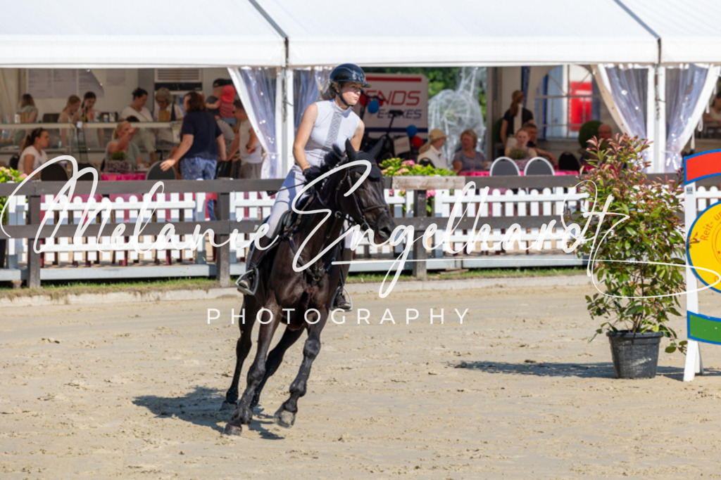 7I8A9797 | melanie-engelhardt-photography - Realisiert mit Pictrs.com