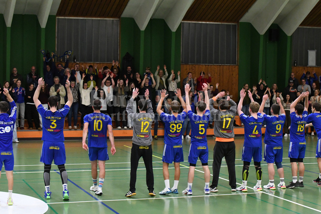 SSG Metten | Verabschiedung bei den Fans - Realisiert mit Pictrs.com