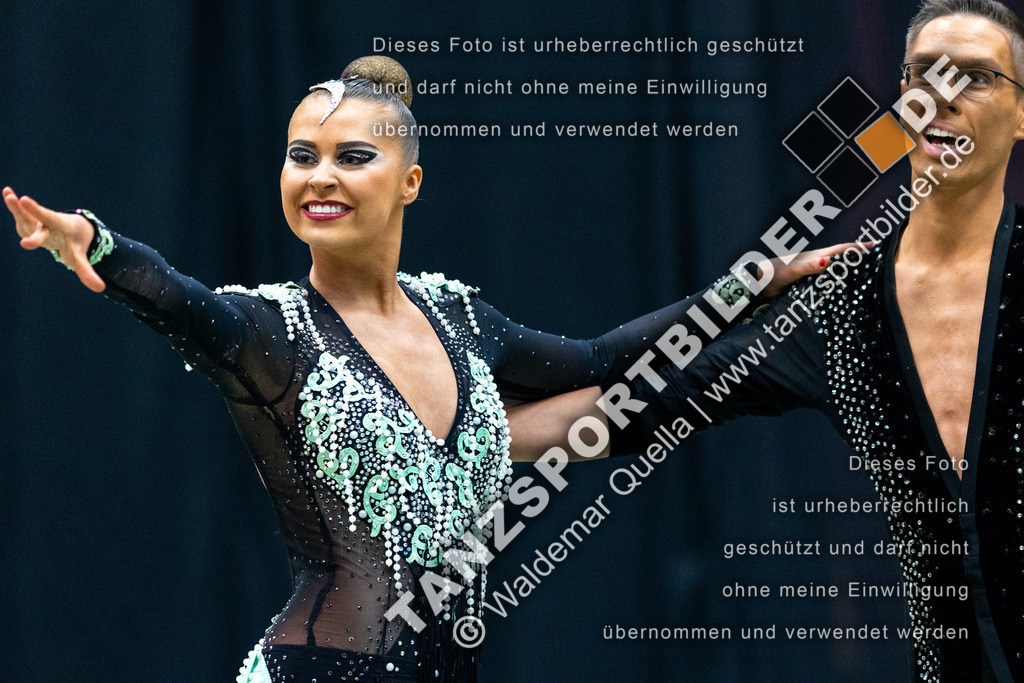 20230325-12217 | Hier finden Sie Tanz Bilder vom Latein und Standard Formationen tanzen. Sportbilder vom Tanzsport. Schöne Fotos und von Weltmeisterschaft, Europameisterschaft, Bundesliga, Regionalliga, Oberliga und Landesliga sowie von GOC Stuttgart, DanceComp, WM Bremen