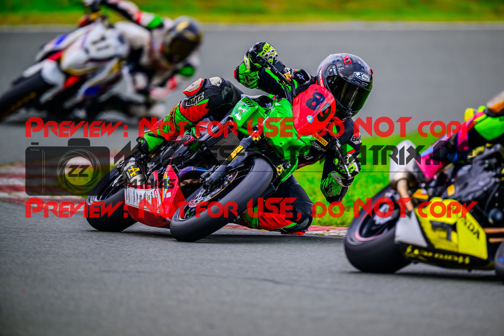 MaZZes_FotoMatrix_240728_6007705_4255 | TWIN