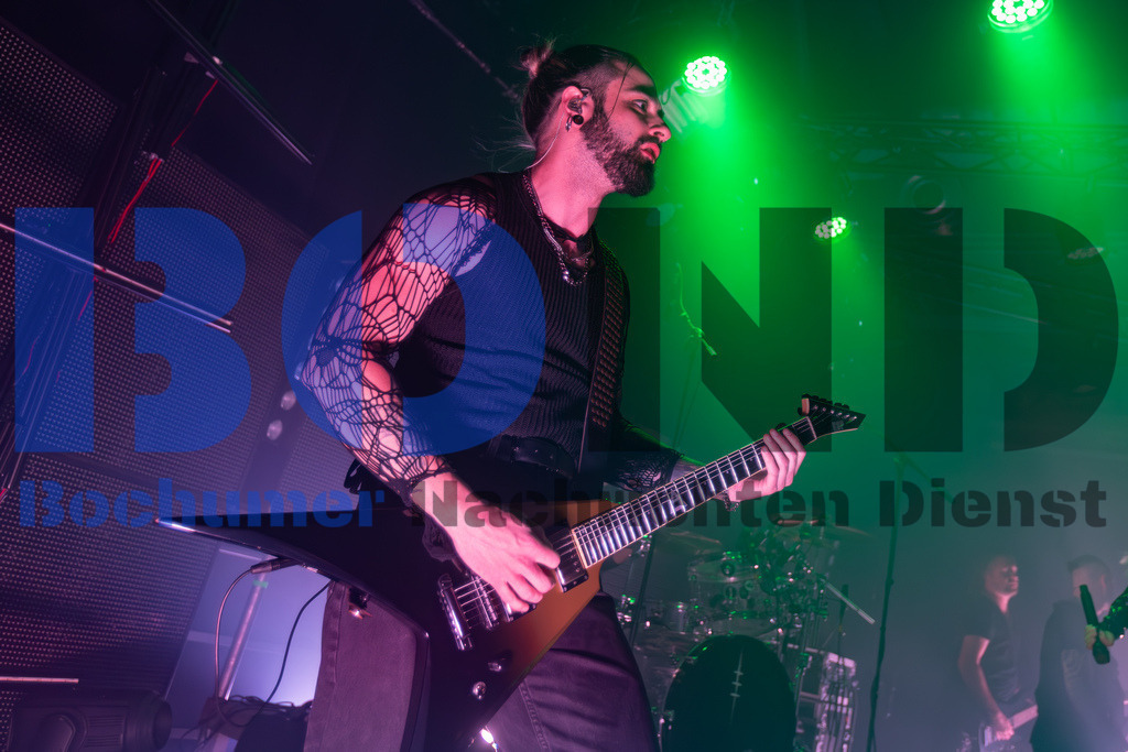 SES_ENIKOL20250501-14 | bond - Realisiert mit Pictrs.com