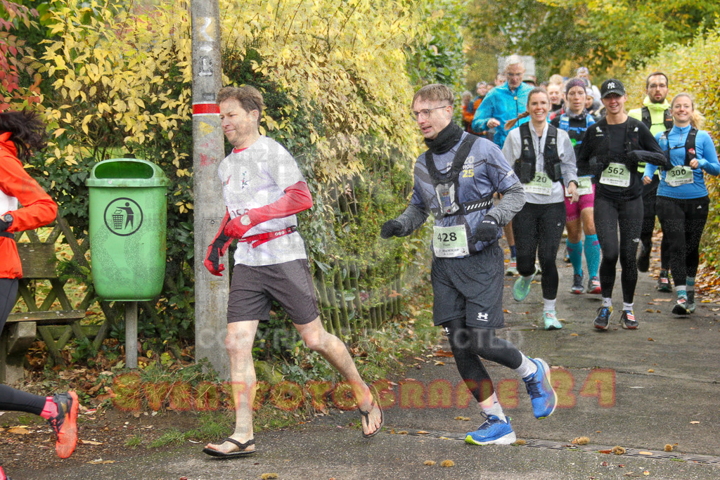 251026_1006_EV4_4216 | Sportfotografie im Rhein-Sieg Kreis, Köln, Bonn, NRW, Rheinland Pfalz, Hessen, etc. Unser Tätigkeitsfeld umfasst den Laufsport vom Volkslauf über den Marathon, Duathlon, Triathon bis zum Ultralauf wie Kölnpfad Ultra oder Schindertrail.