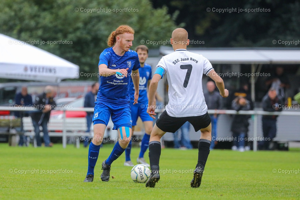 870A3331 | 25.09.2022; Verbandsliga Mitte; Rasenplatz Burg; SSC Juno Burg : VfB Marburg; Ergebnis 1:2 (0:0)