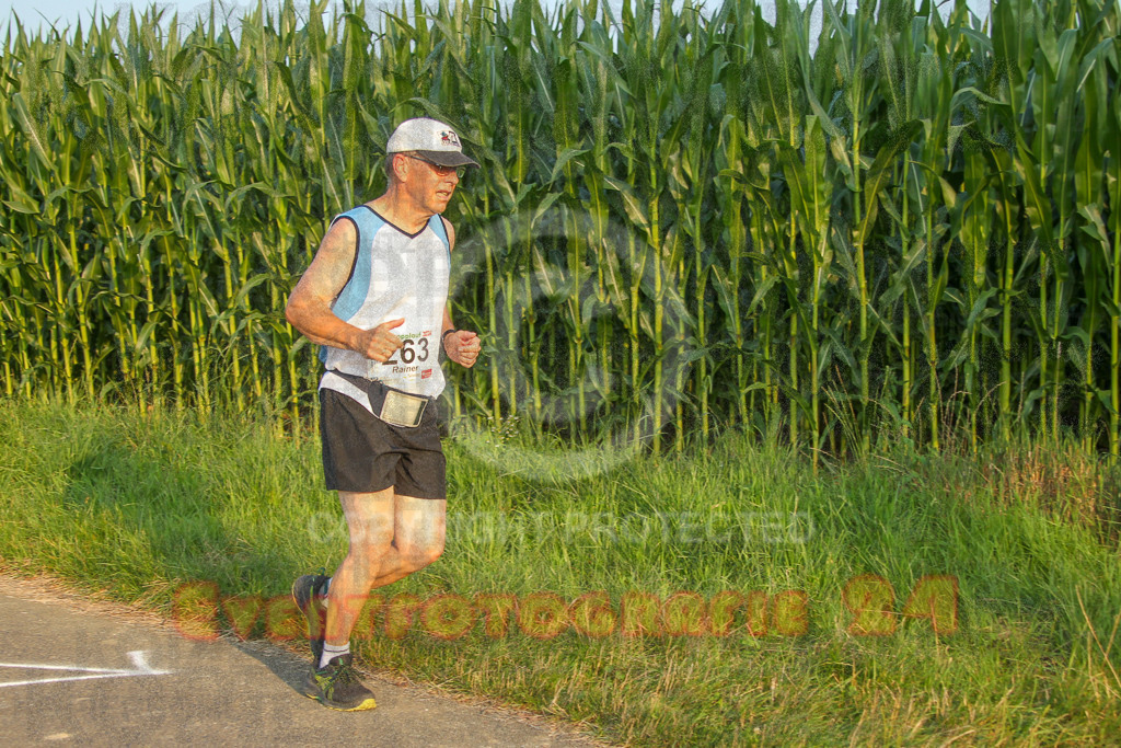 240802_1931_EV4_3824 | Sportfotografie im Rhein-Sieg Kreis, Köln, Bonn, NRW, Rheinland Pfalz, Hessen, etc. Unser Tätigkeitsfeld umfasst den Laufsport vom Volkslauf über den Marathon, Duathlon, Triathon bis zum Ultralauf wie Kölnpfad Ultra oder Schindertrail.