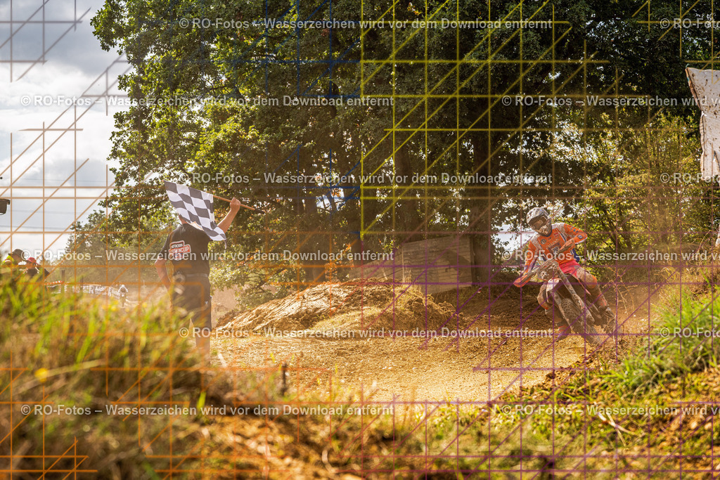 Sechshelden 2026 Sonntag  -2330 | Sportfotografie von RO-Fotos: Motorsport, Motocross, Enduro, Laufveranstaltungen und Triathlon. Professionelle Fotos von Sportlern und Events. - Realisiert mit Pictrs.com