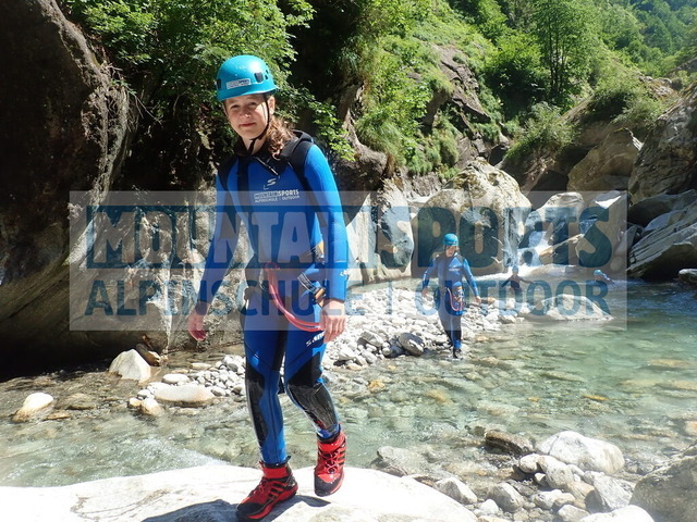 P7100133 | Bestelle die Bilder deines Berg- oder Wasser-Abenteuers mit Mountain Sports bequem von zu Hause aus direkt über unseren Online Fotoshop von pictrs.com. - Realisiert mit Pictrs.com