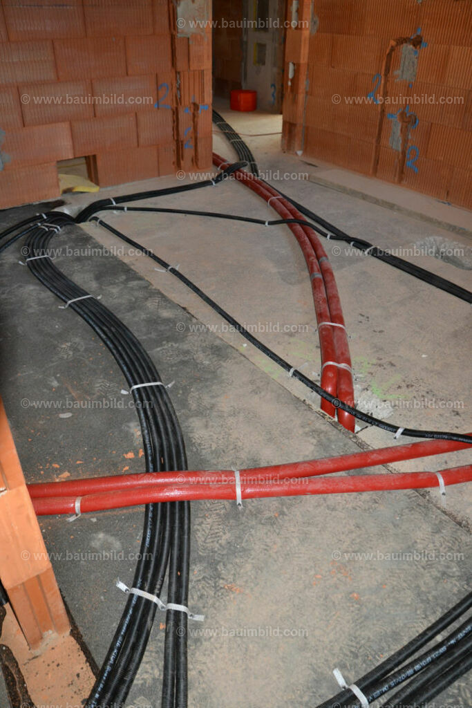 bib-lg15-sanitaer-0060 | Nach LV-Leistungsgruppen sortierte Detailfotos über den Bau eines Hauses. Alle Hausbau-Bilder direkt vom Urheber und Autor der Website Haus-Selber-Bauen.com