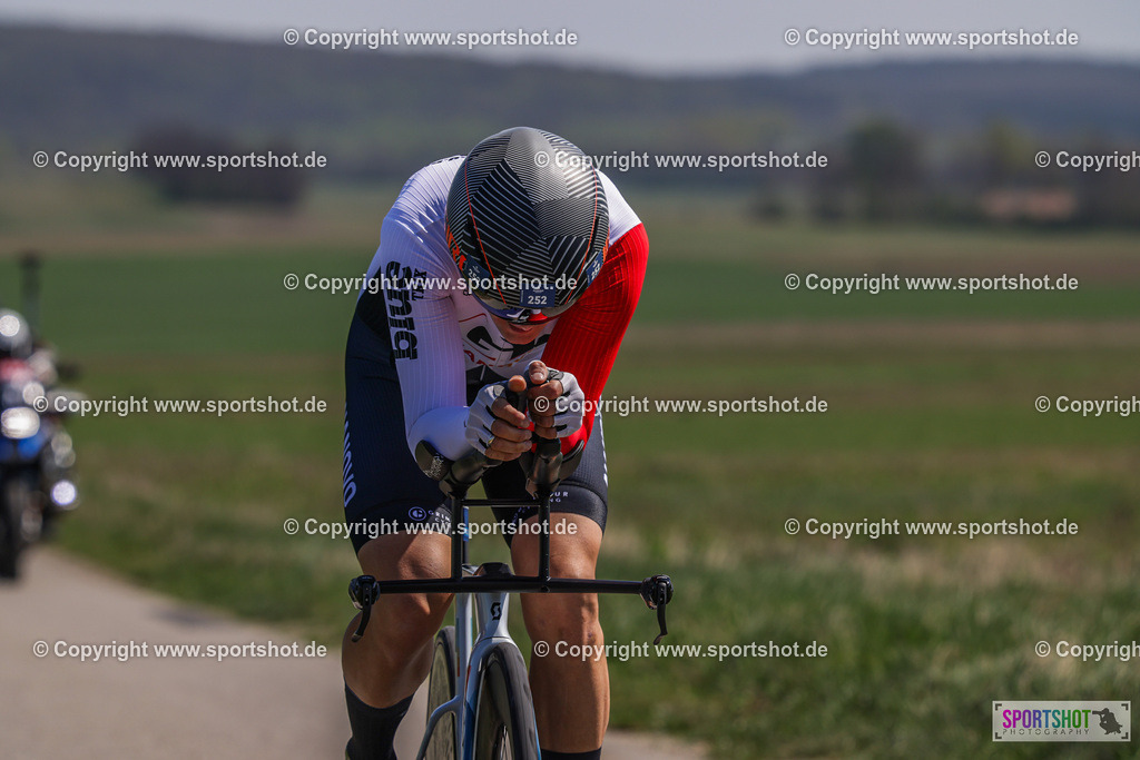 368A2733 | Neusiedlersee Radmarathon 2026@sportshot_your_pictrs #yourpictures#roadtowm2029 #nrm #neusiedlerseeradmarathon #neusiedlersee #neusiedlerseetourismus #burgenland #mörbisch #nrm26 #burgenlandtourismus #voglundco #poweredbyburgenlandtourismus #radsport #rad #marathon #ucigranfondo #visitburgenland #ucigranfondoworldseries