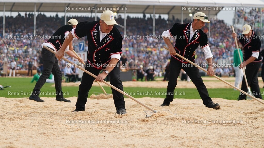 67 | René Burch leidenschaftlicher Fotograf aus Kerns in Obwalden.  Hier finden sie Sport, Landschaft und Natur Fotografie.
 - Realisiert mit Pictrs.com