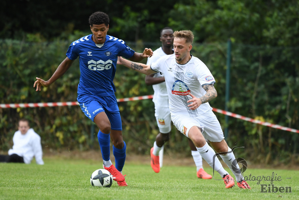 Sport-Duwe Cup | Sport-Duwe Cup Oldenburg; SSV Jeddenloh (weiß)-VFB Oldenburg (blau) am 05.07.2025 in Oldenburg (Sportanlage TuS Eversten), Photo: Philip Eiben 2025 - Realisiert mit Pictrs.com