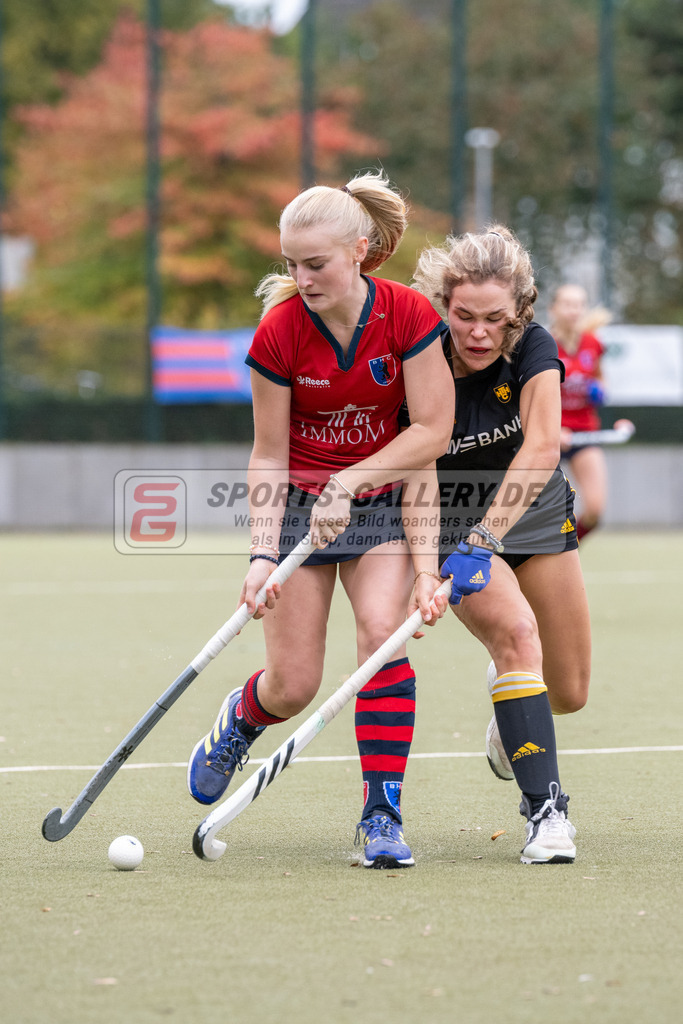 SFE_20231022_0045 | Deutsche Meisterschaft Weibliche U16 Finale Berliner HC - Harvestehuder THC am 22.10.2023 in Köln (Düsseldorfer Hockeyclub 1905 e.V.), Photo: Stephan Fehrmann 2023 (Sports-Gallery)
